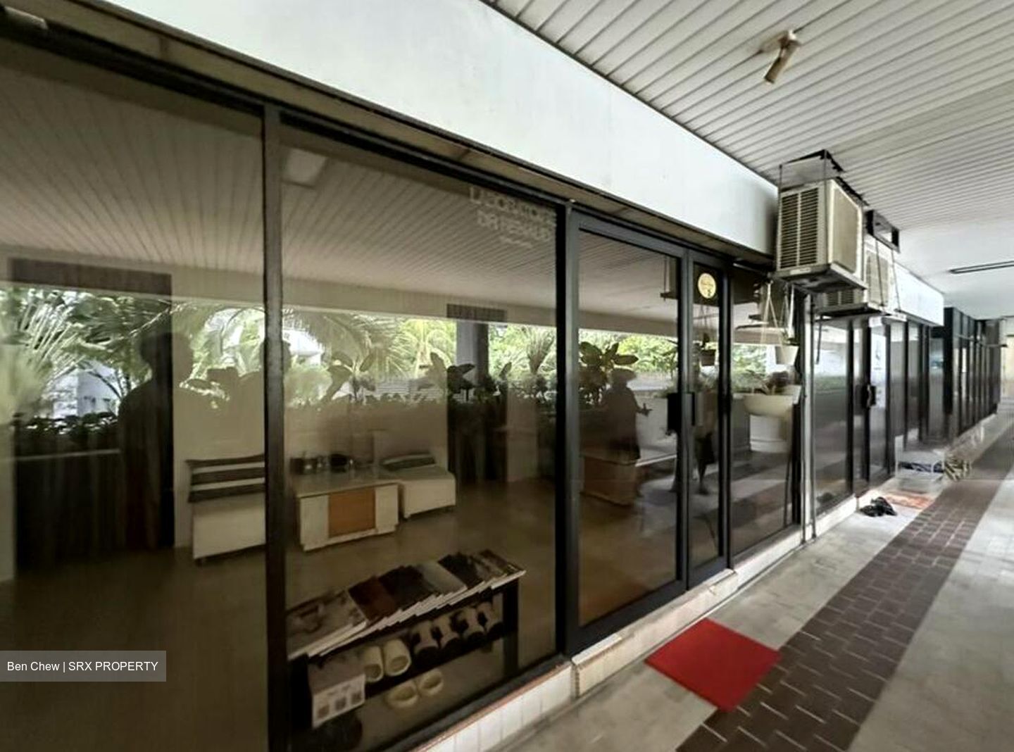 Teresa Ville (D4), Retail #451460591